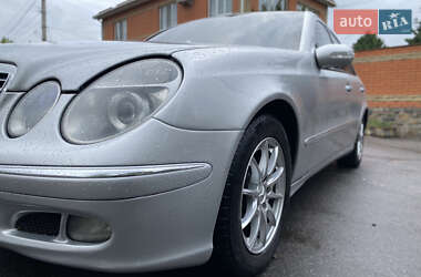 Седан Mercedes-Benz E-Class 2003 в 