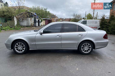 Седан Mercedes-Benz E-Class 2003 в 