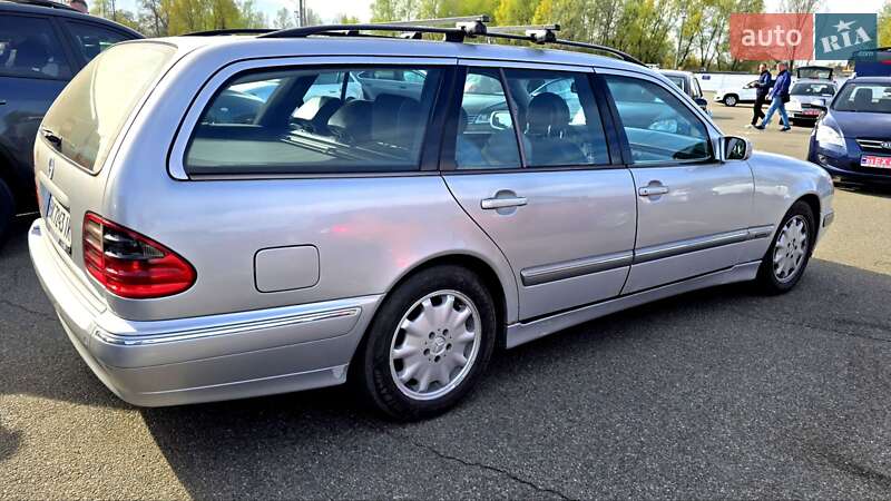 Mercedes-Benz E-Class 2001