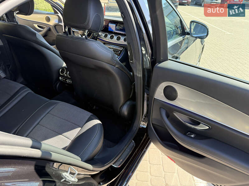 Седан Mercedes-Benz E-Class 2018 в Черкассах