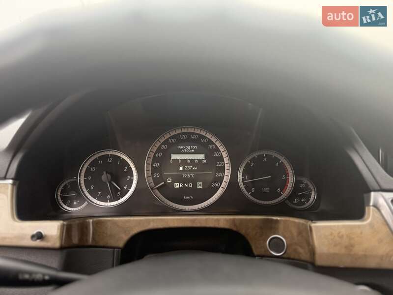 Универсал Mercedes-Benz E-Class 2010 в Александрие