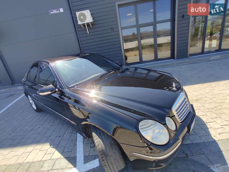 Седан Mercedes-Benz E-Class 2006 в Ивано-Франковске