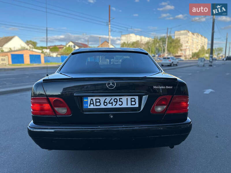 Седан Mercedes-Benz E-Class 1996 в Белой Церкви