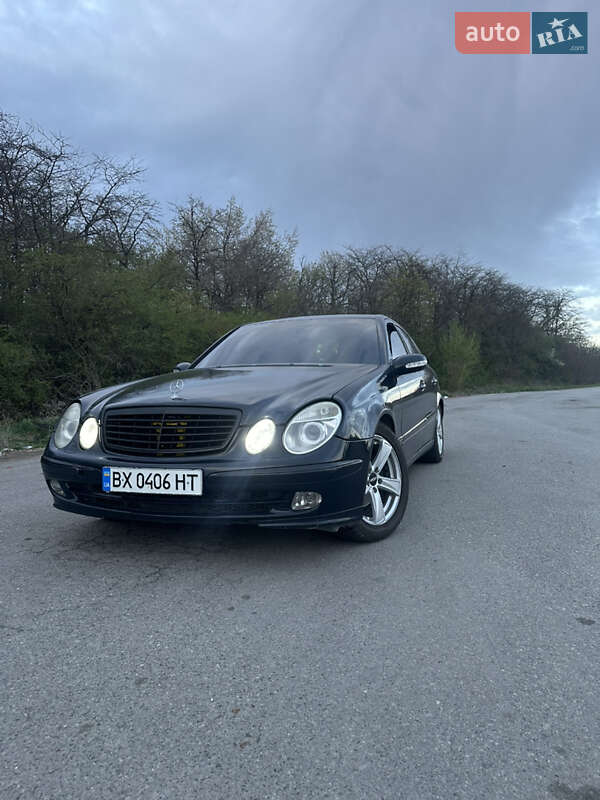 Седан Mercedes-Benz E-Class 2002 в Каменец-Подольском