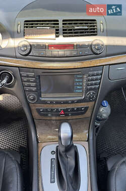 Универсал Mercedes-Benz E-Class 2005 в 
