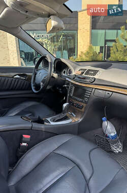 Универсал Mercedes-Benz E-Class 2005 в 