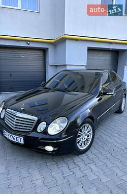 Седан Mercedes-Benz E-Class 2007 в 