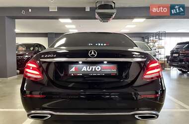 Седан Mercedes-Benz E-Class 2018 в 