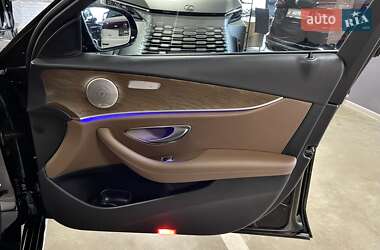 Седан Mercedes-Benz E-Class 2018 в 