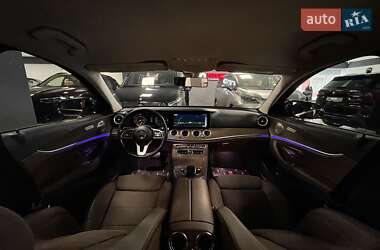 Седан Mercedes-Benz E-Class 2018 в 