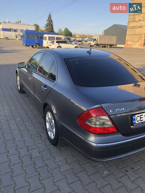 Седан Mercedes-Benz E-Class 2006 в Чернівцях