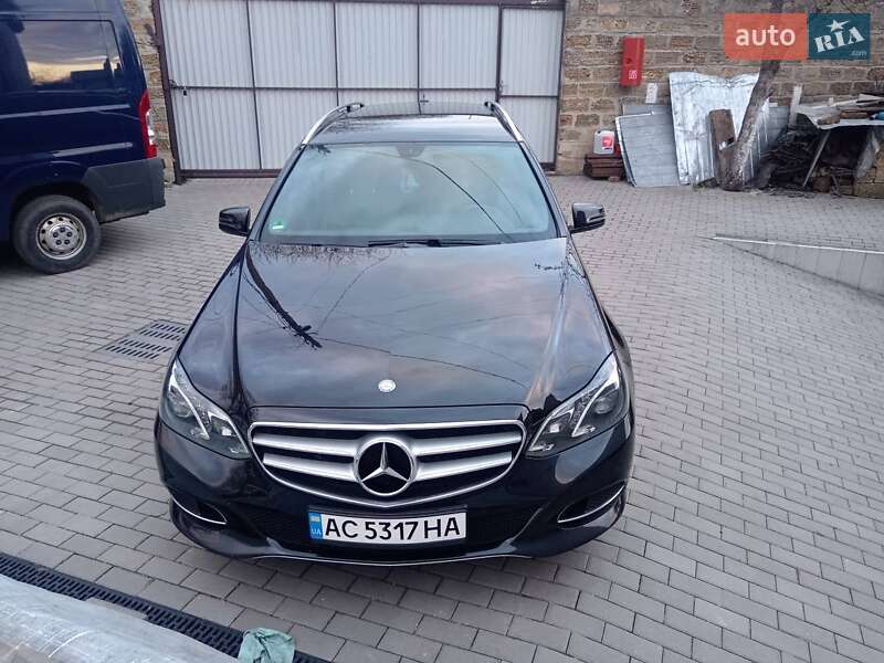 Універсал Mercedes-Benz E-Class 2015 в Луцьку