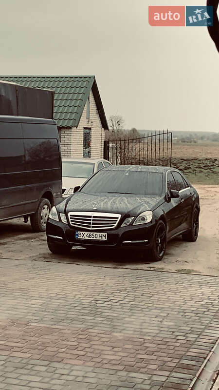 Mercedes-Benz E-Class 2012