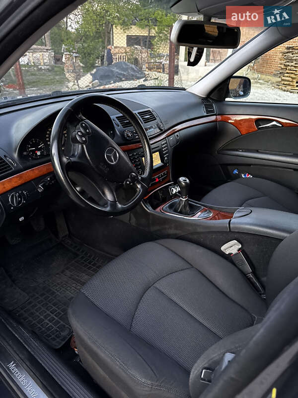 Универсал Mercedes-Benz E-Class 2009 в Львове