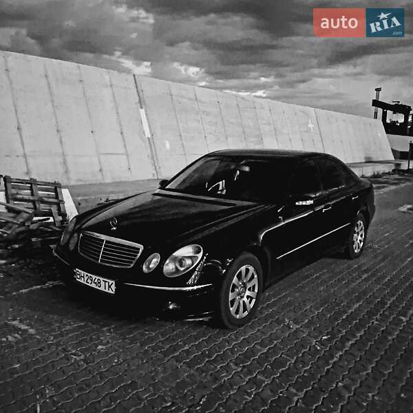 Mercedes-Benz E-Class 2005 Mercedes-Benz E-Class 2005