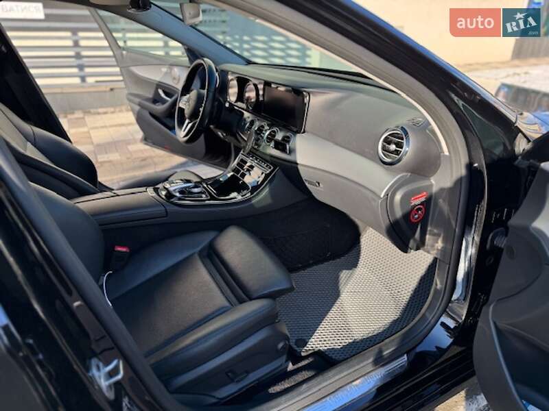 Седан Mercedes-Benz E-Class 2019 в Киеве