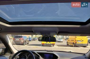 Седан Mercedes-Benz E-Class 2010 в Києві