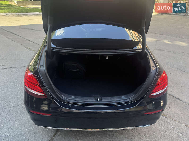 Седан Mercedes-Benz E-Class 2016 в Ізмаїлі