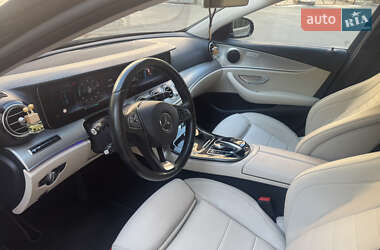 Седан Mercedes-Benz E-Class 2016 в 