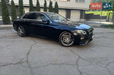 Седан Mercedes-Benz E-Class 2016 в 