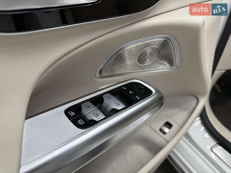 Седан Mercedes-Benz E-Class 2024 в Киеве