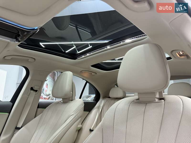 Седан Mercedes-Benz E-Class 2024 в Киеве