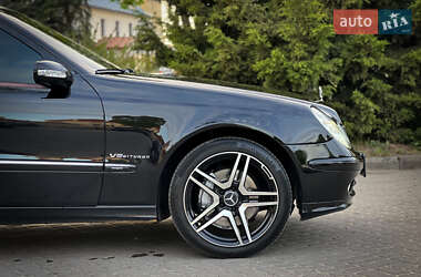 Седан Mercedes-Benz E-Class 2004 в 
