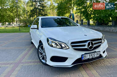 Седан Mercedes-Benz E-Class 2015 в 