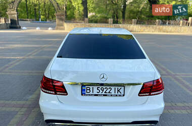 Седан Mercedes-Benz E-Class 2015 в 
