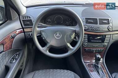 Седан Mercedes-Benz E-Class 2005 в 