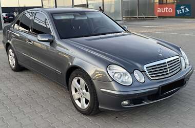 Седан Mercedes-Benz E-Class 2005 в 