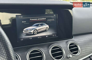 Седан Mercedes-Benz E-Class 2017 в 
