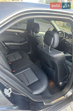 Седан Mercedes-Benz E-Class 2009 в 