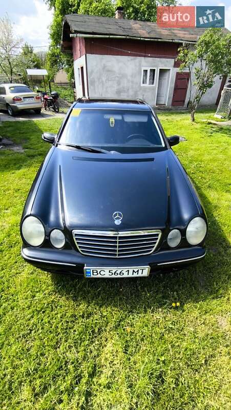 Седан Mercedes-Benz E-Class 2001 в Бориславе