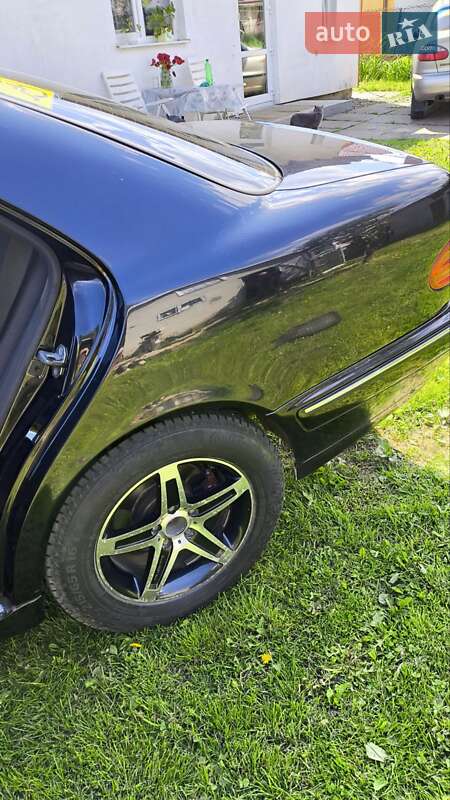 Седан Mercedes-Benz E-Class 2001 в Бориславе