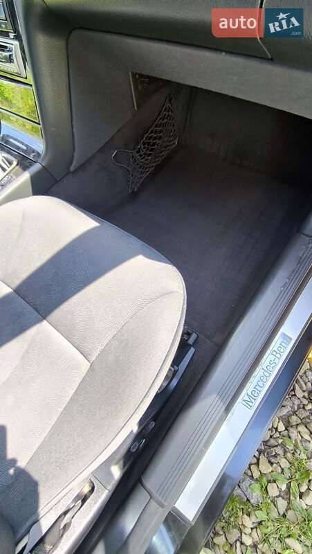 Седан Mercedes-Benz E-Class 2001 в Бориславе