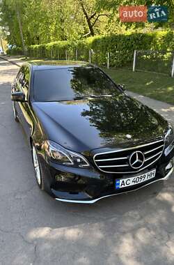 Седан Mercedes-Benz E-Class 2015 в 