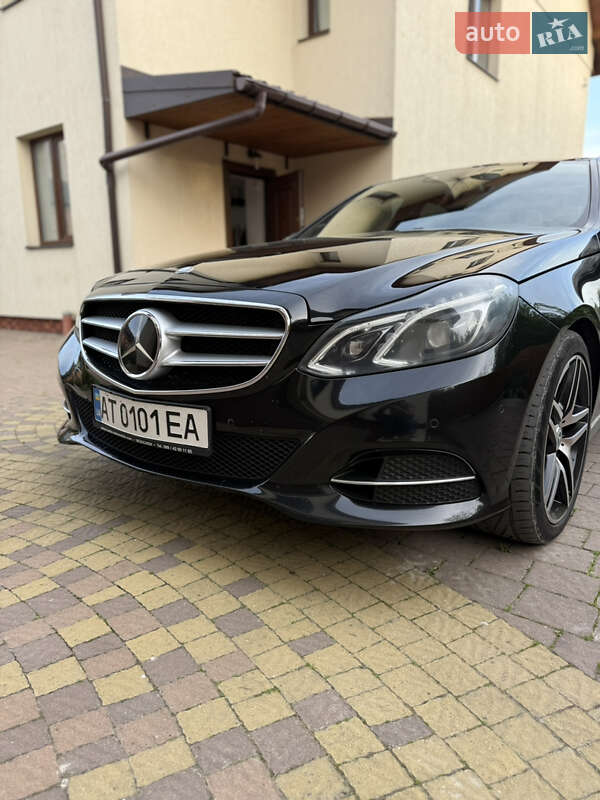Седан Mercedes-Benz E-Class 2013 в Львове