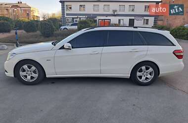 Универсал Mercedes-Benz E-Class 2011 в 