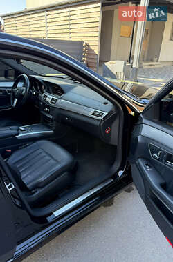 Седан Mercedes-Benz E-Class 2013 в 