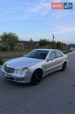 Седан Mercedes-Benz E-Class 2008 в 