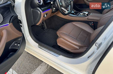 Седан Mercedes-Benz E-Class 2016 в 