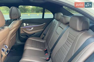 Седан Mercedes-Benz E-Class 2016 в 