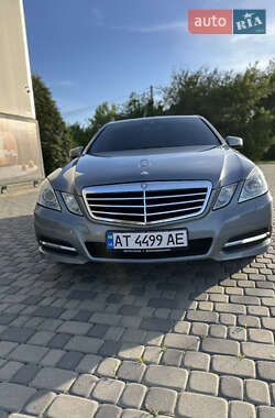 Седан Mercedes-Benz E-Class 2011 в 