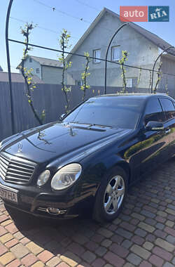 Седан Mercedes-Benz E-Class 2007 в 