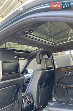 Седан Mercedes-Benz E-Class 2010 в 