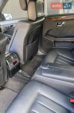 Седан Mercedes-Benz E-Class 2010 в 