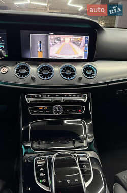 Седан Mercedes-Benz E-Class 2017 в 