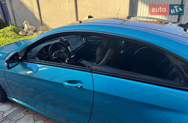 Купе Mercedes-Benz E-Class 2015 в 