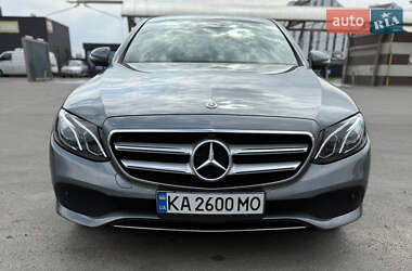 Седан Mercedes-Benz E-Class 2019 в Києві